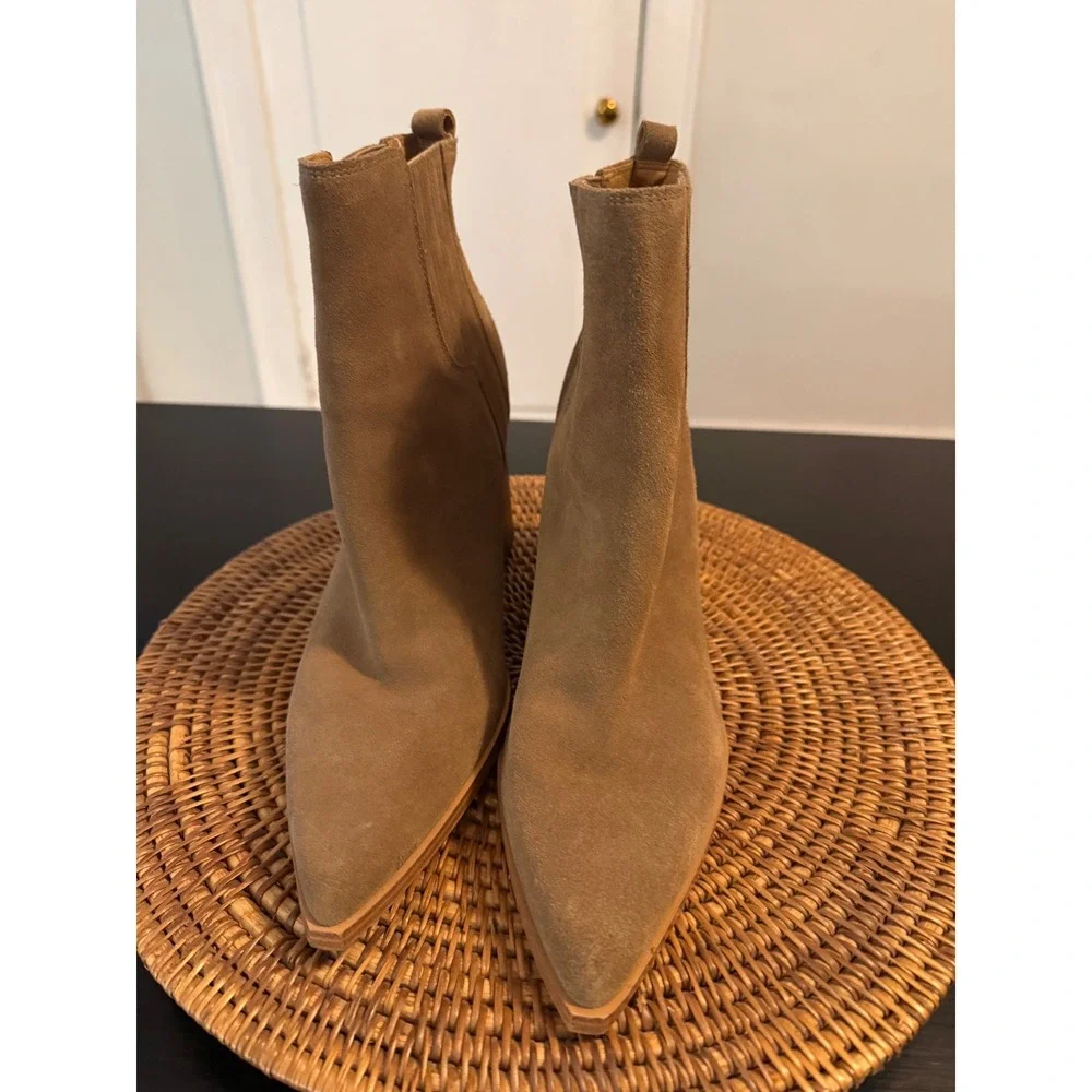Marc Fisher LTD Alva Tan Suede Pointed Toe Block Heel‎ Ankle Boots Size 12M